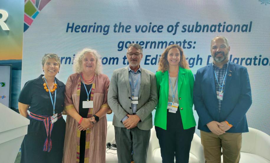 COMITIVA DO IAT POSANDO PARA FOTO