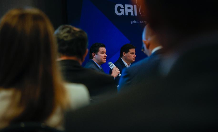 GOVERNADOR E COMITIVA