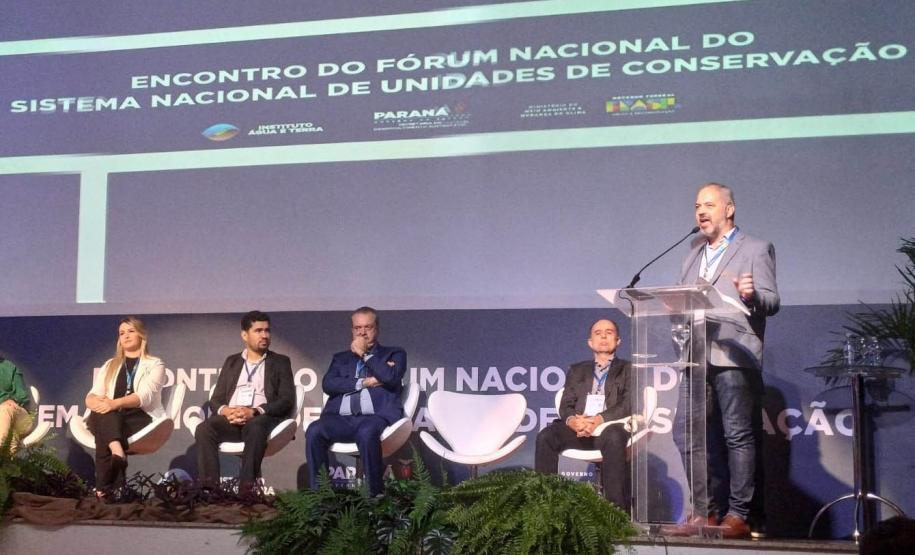 Diretoria SEDEST e IAT em evento