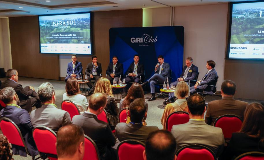 GOVERNADOR E COMITIVA