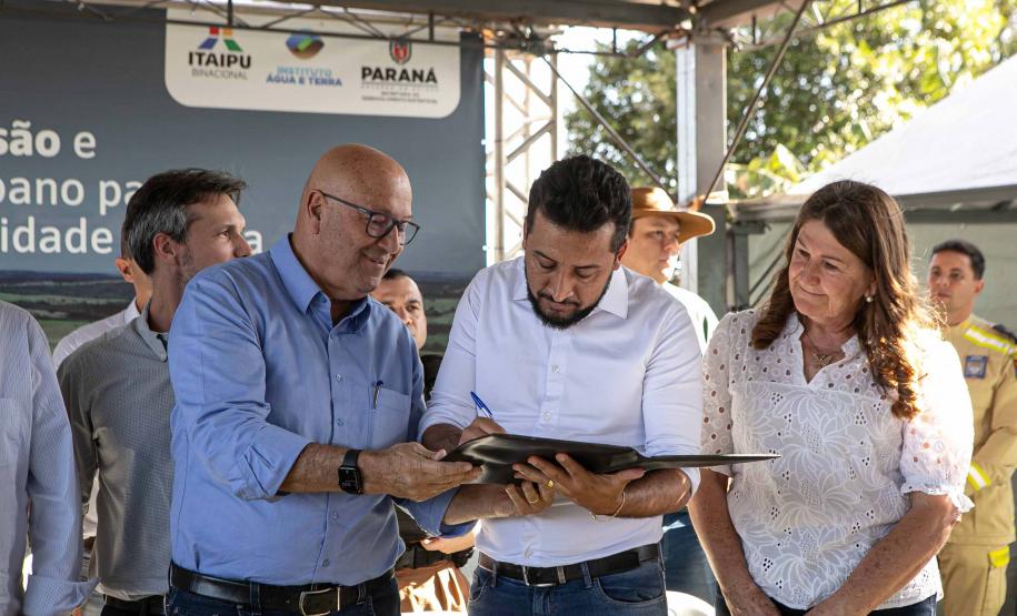 ASSINATURA DE DOCUMENTO