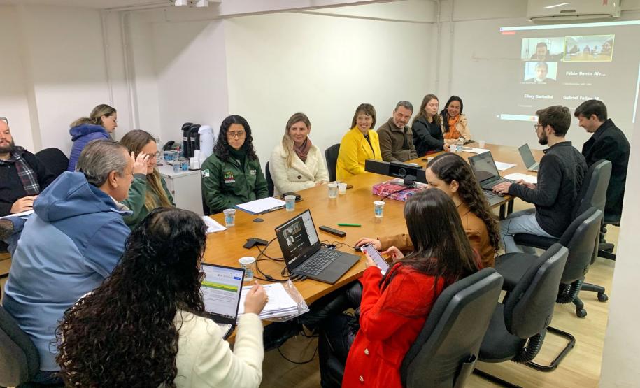 INTEGRANTES DA AUTARQUIA E MP  EM REUNIÃO