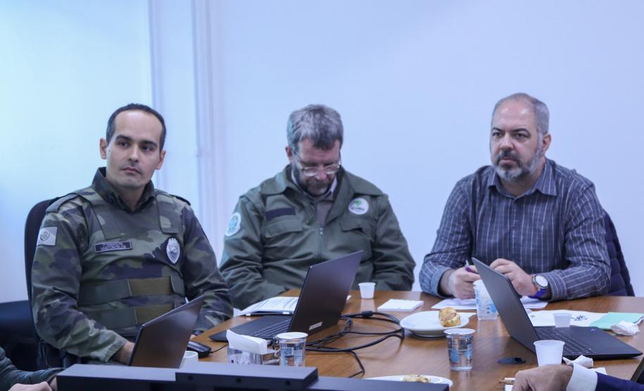 GESTORES EM REUNIÃO