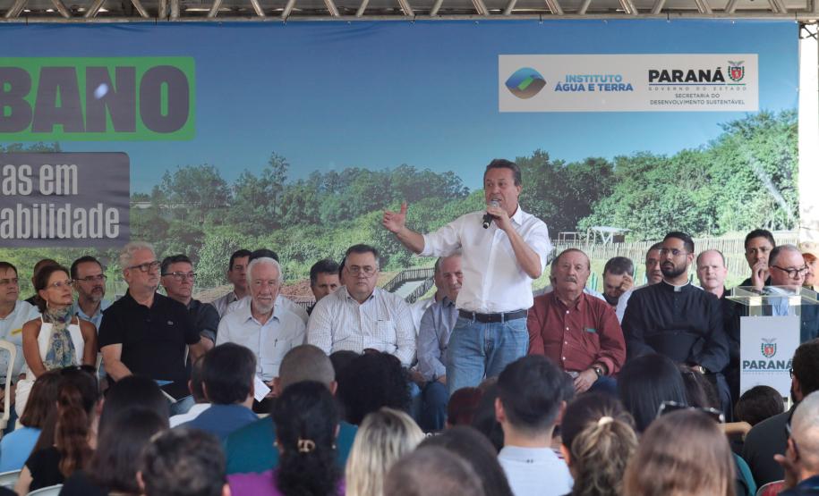 participante falando no evento