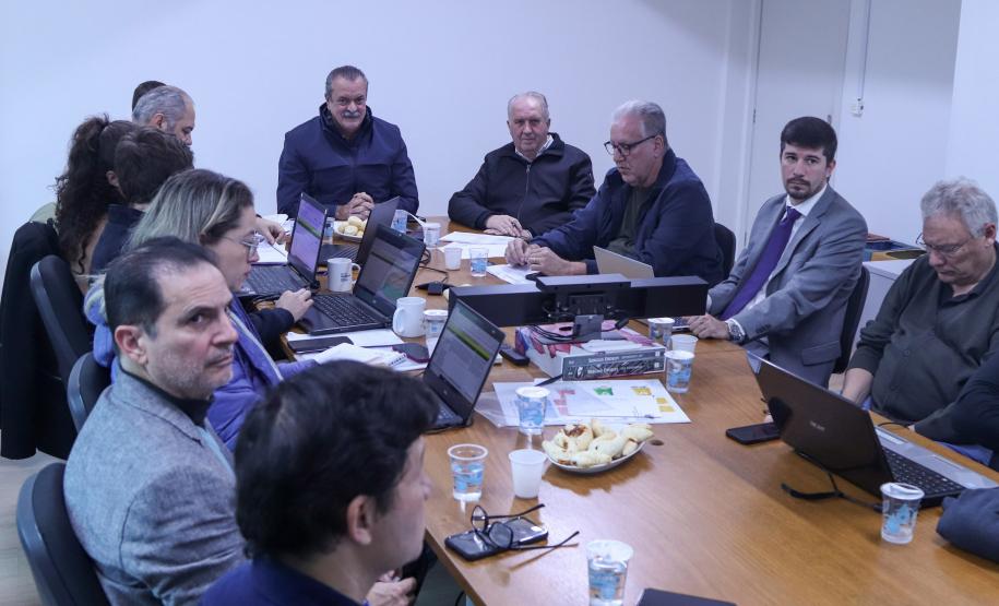 Foto da reunião de indenização da Petrobras