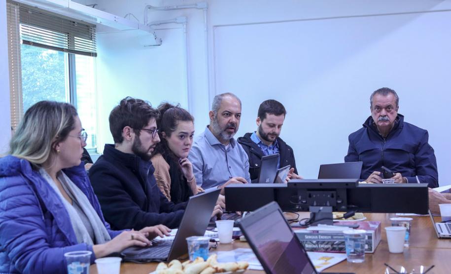 Foto da reunião de indenização da Petrobras