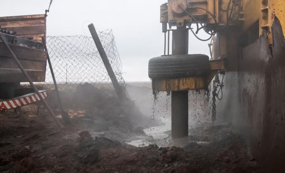 Foto de perfuração de poço