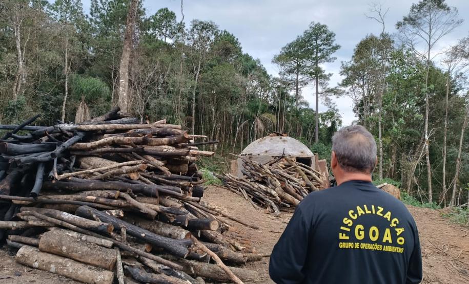 Foto de agentes do IAT em operação de fiscalização