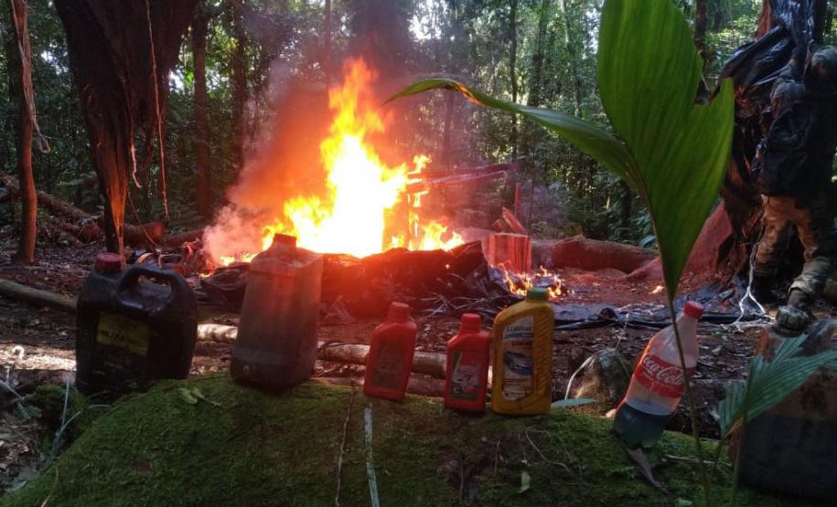FOGUEIRA DENTRO DO CENÁRIO DA OPERAÇÃO