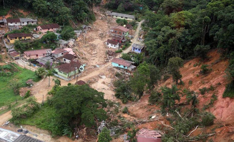 CENÁRIO DE CATÁSTROFE