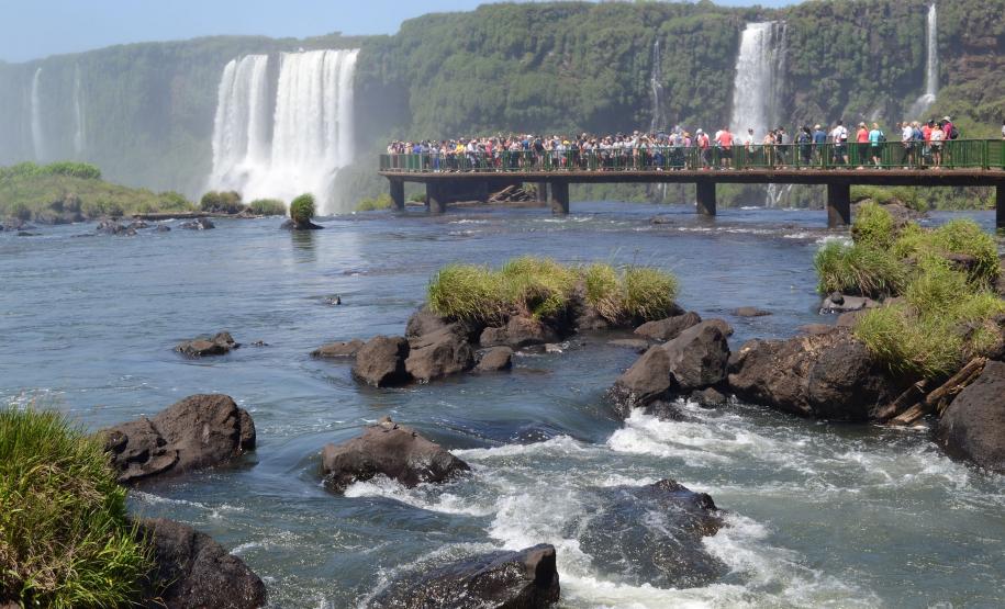 Foto de paisagem das cataratas do Iguaçu
