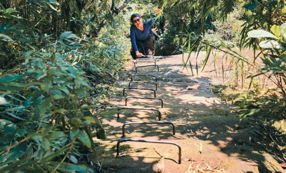 CENAS DE CONTATO COM A NATUREZA