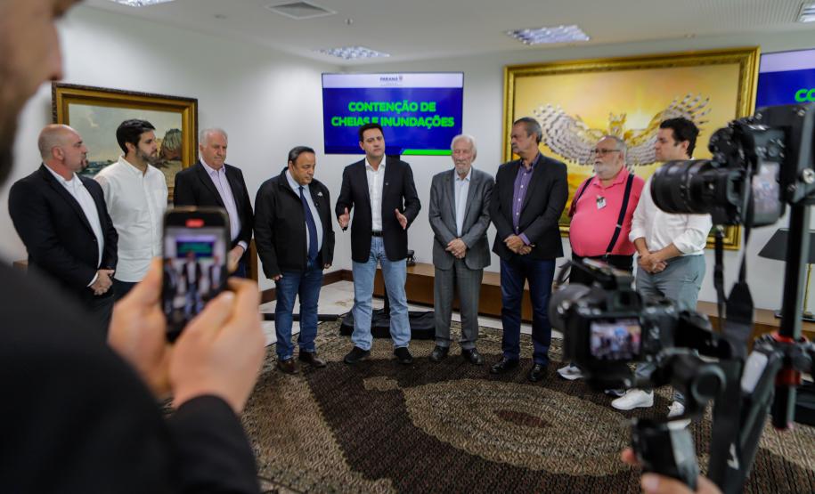 CERIMÔNIA DE ASSINATURA