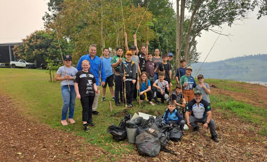 Com campeonatos no estilo "pesque e solte" e muita educação ambiental, a pesca esportiva movimentou mais de 500 pessoas no Paraná em setembro