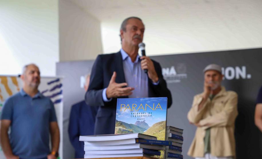 MON se transforma na casa da "muda 10 milhões" do programa Paraná Mais Verde