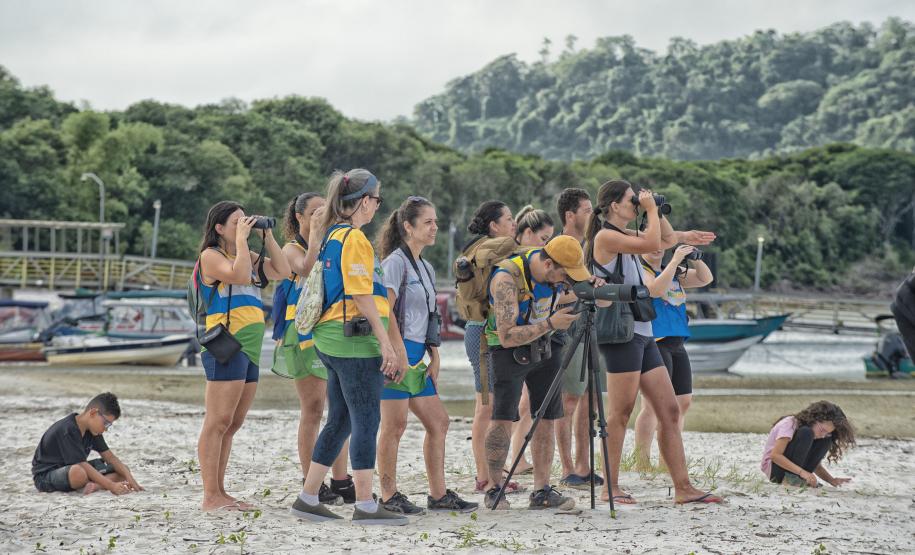 Foto de participantes do Passarinhar