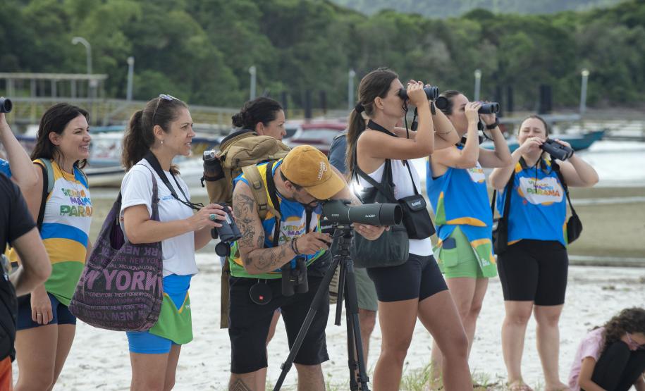 Foto de participantes do Passarinhar
