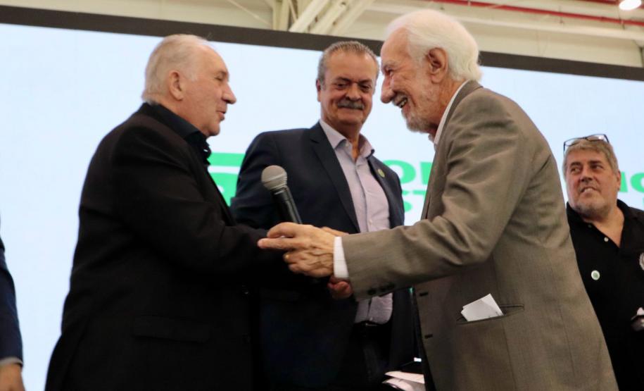 Foto de cerimonial da conferência