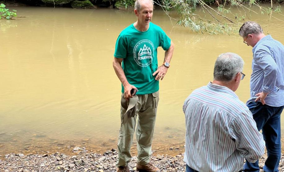 Foto de cerimônia de inauguração da área de preservação