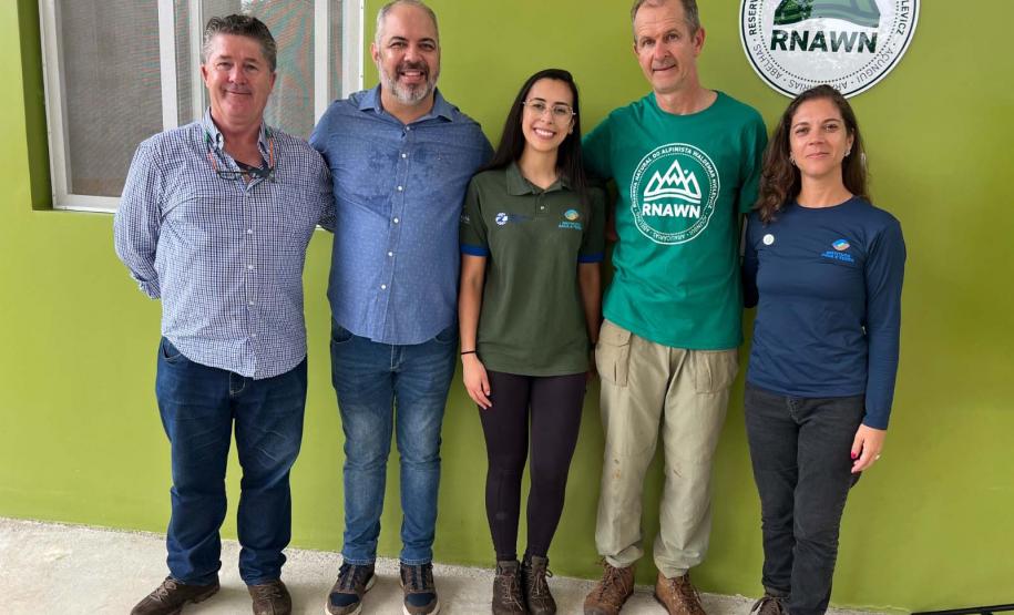 Foto de cerimônia de inauguração da área de preservação