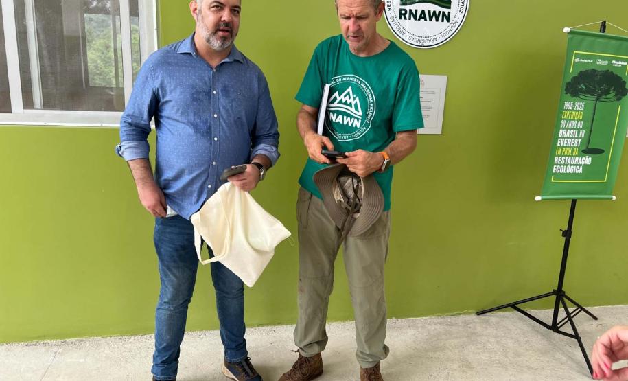 Foto de cerimônia de inauguração da área de preservação