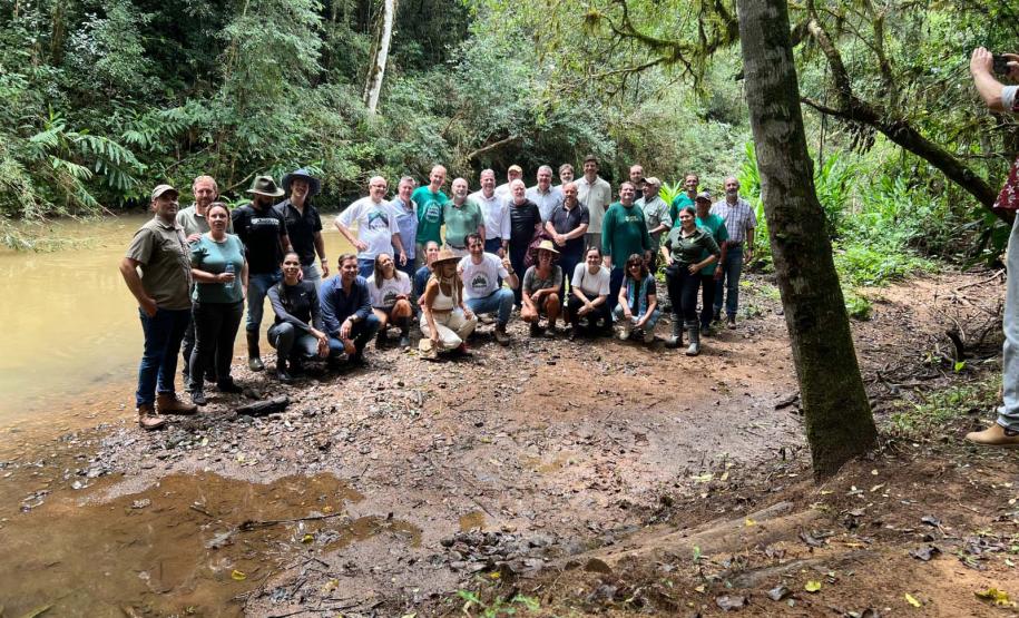 Foto de cerimônia de inauguração da área de preservação