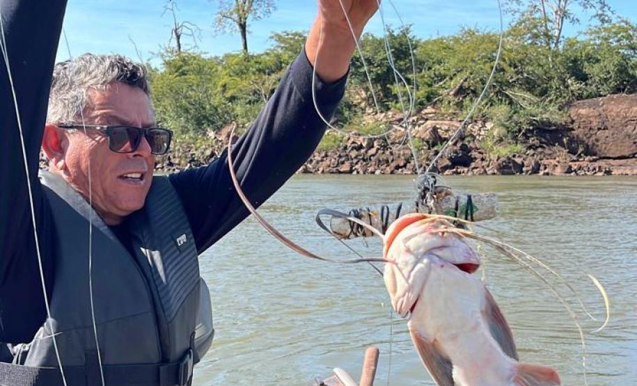 Foto de operação de fiscalização de pesca