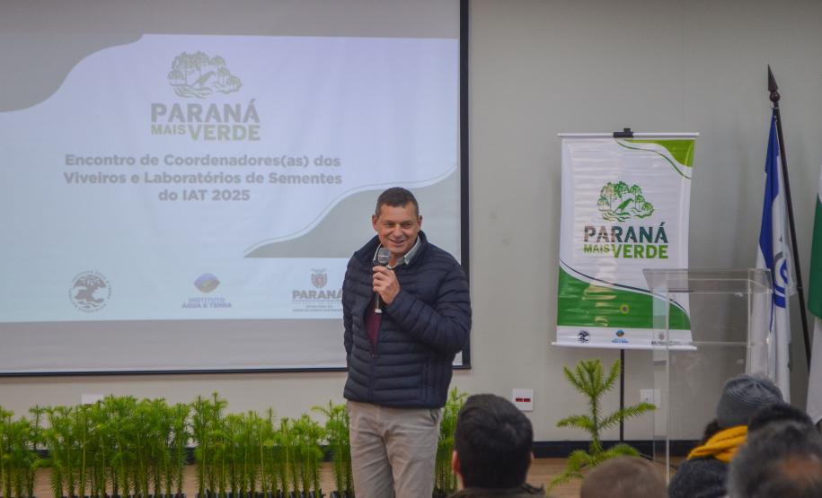 Foto de apresentação do plano de modernização dos viveiros