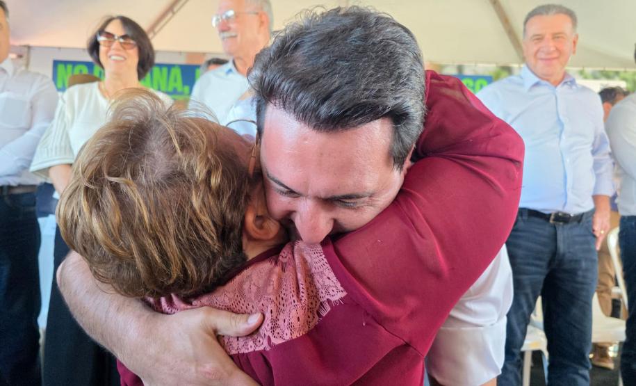 Foto de autoridades durante evento