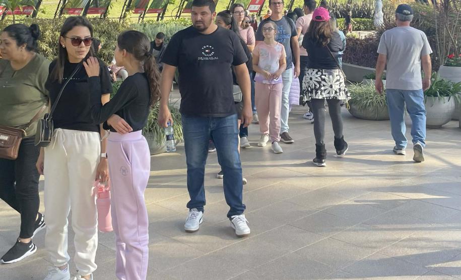 Foto de exposição de fauna ameaçada