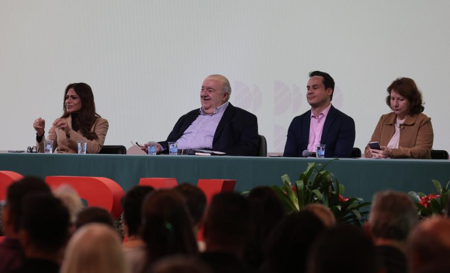 Foto de apresentação da Conferência da Mata Atlântica