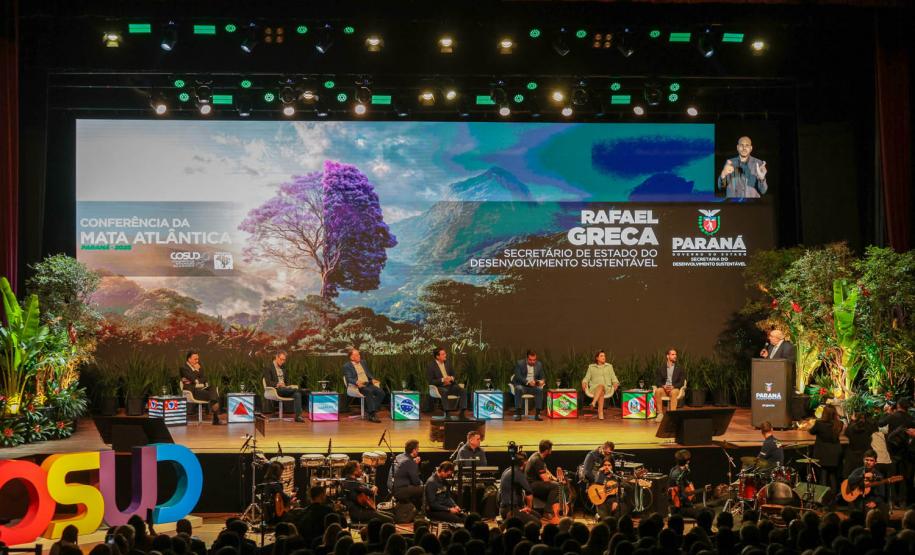 Foto de cerimônia de abertura da Conferência da Mata Atlântica