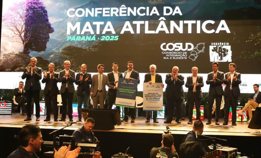 Foto de cerimônia de abertura da Conferência da Mata Atlântica