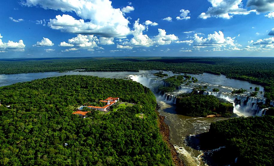Foto de bacia hidrográfica paranaense
