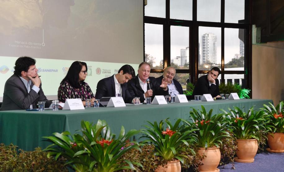 Foto de painel da Conferência da Mata Atlântica