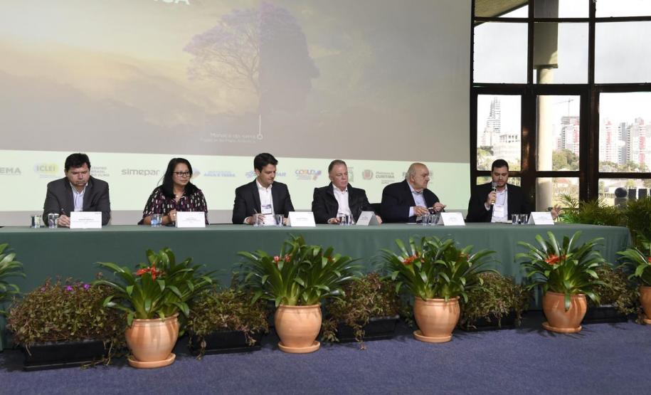 Foto de painel da Conferência da Mata Atlântica