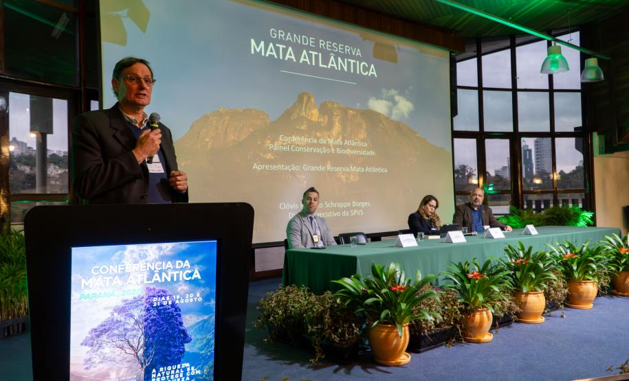 Foto de painel da Conferência da Mata Atlântica
