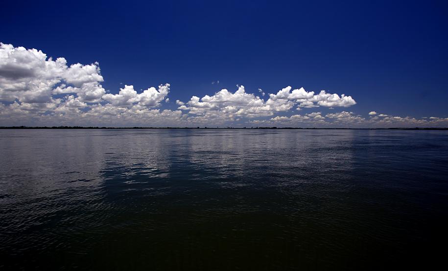Foto de bacia hidrográfica paranaense