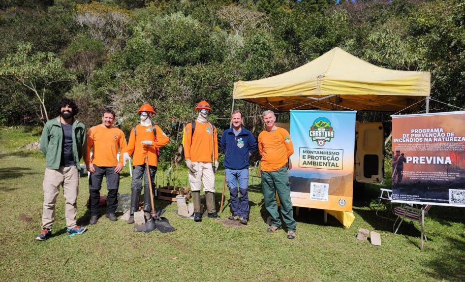 Dia do Voluntário: programas do IAT reúnem 1.594 pessoas em prol da preservação ambiental