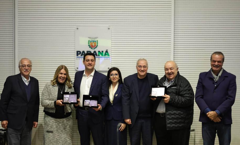 Foto de cerimônia no Palácio Iguaçu