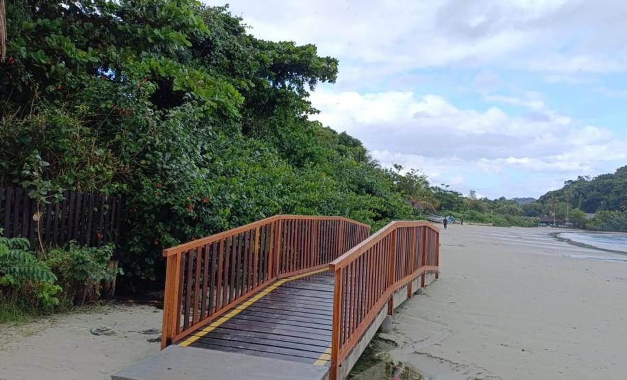 Com investimento de R$ 1,3 milhão, Estado conclui reformas de 29 passarelas da Ilha do Mel
