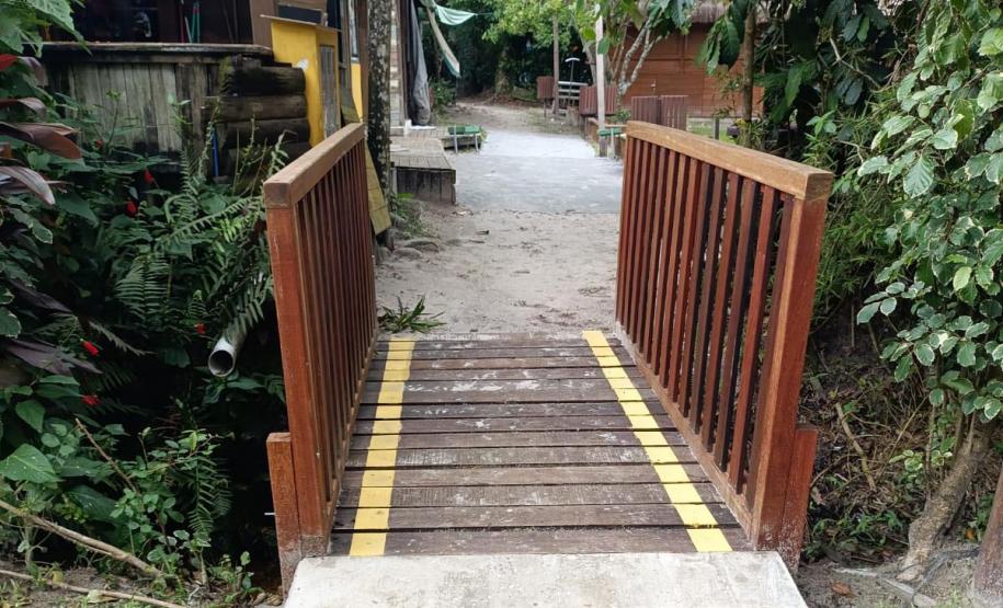 Com investimento de R$ 1,3 milhão, Estado conclui reformas de 29 passarelas da Ilha do Mel