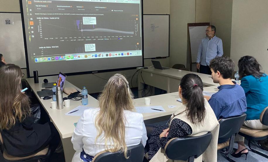 Governo auxilia MPPR a mapear dados sobre prevenção de emergências climáticas