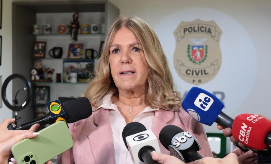 Foto de coletiva de imprensa na Polícia Civil
