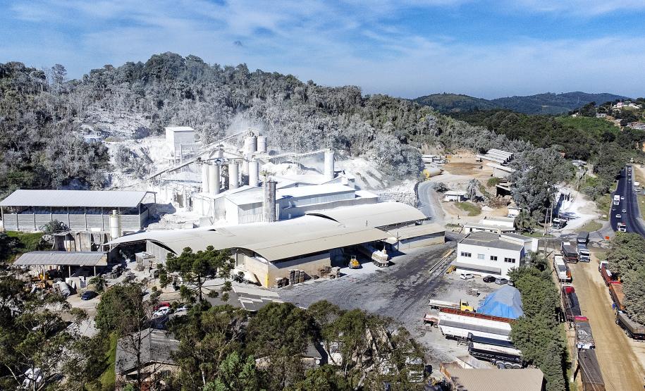 Impulsionada pela economia do Paraná, produção mineral cresce 43% desde 2019