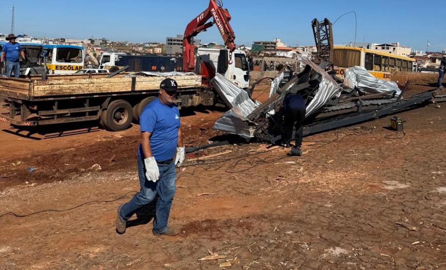 Foto de remoção de entulho em Rio Bonito do Iguaçu