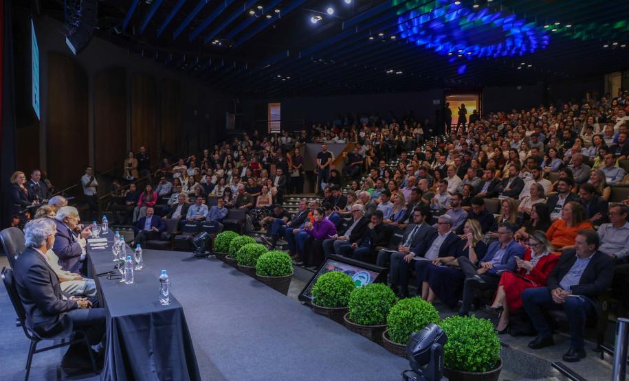 Com recorde, Estado premia 308 organizações e municípios com o Selo Clima Paraná