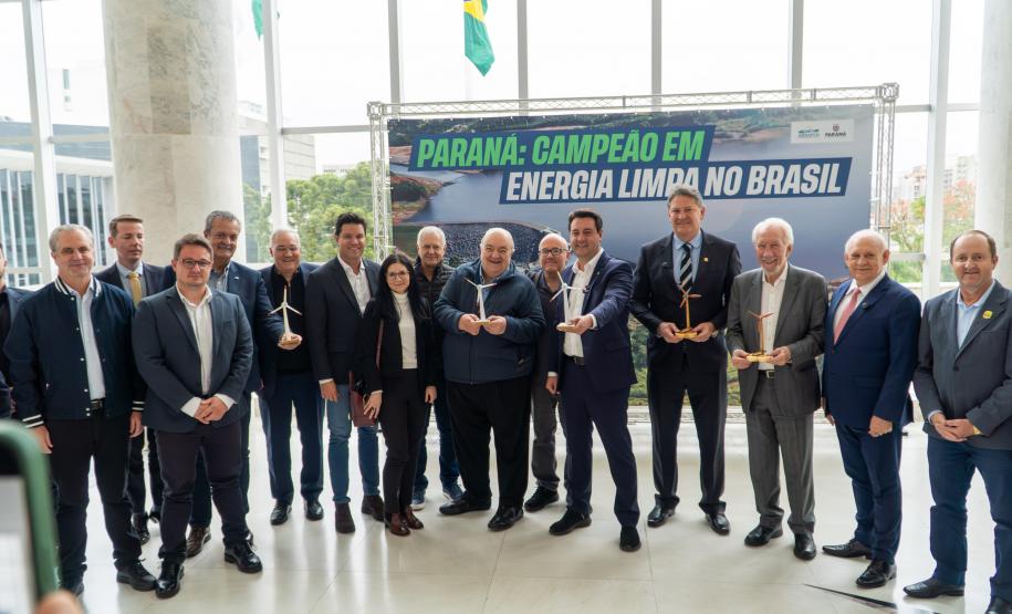 Foto de entrega de licença