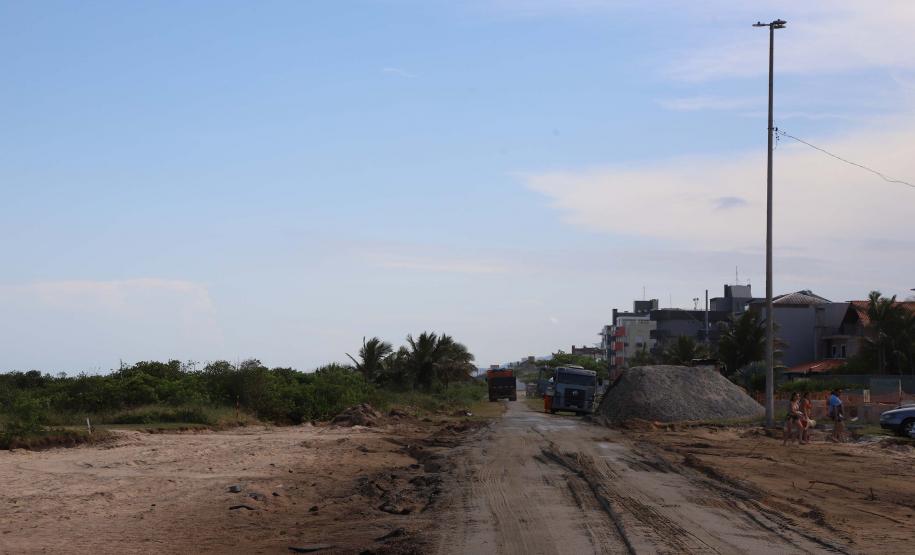 Foto de obras da orla de Pontal do Paraná