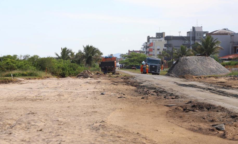 Foto de obras da orla de Pontal do Paraná
